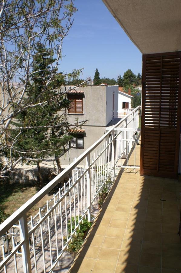 Apartments By The Sea Stara Novalja, Pag - 4056 Exterior photo